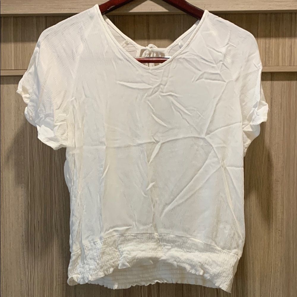 Paper Crane White Short Sleeve V-Neck Top